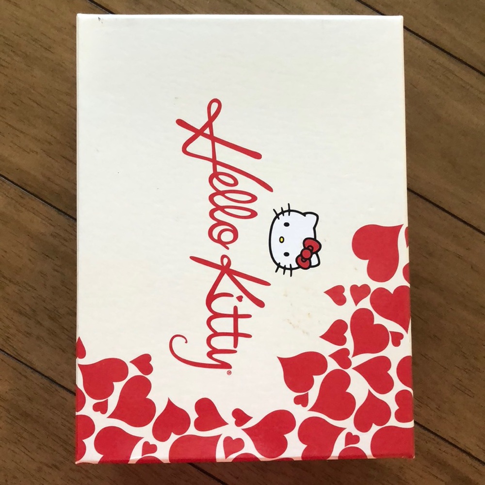 Hello Kitty red felice wedges